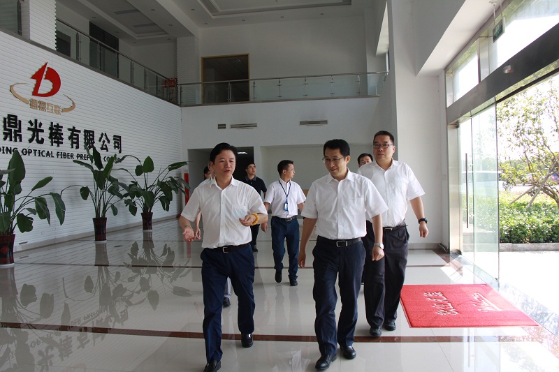 蘇州市副市長(cháng)吳慶文一行蒞臨通鼎調研