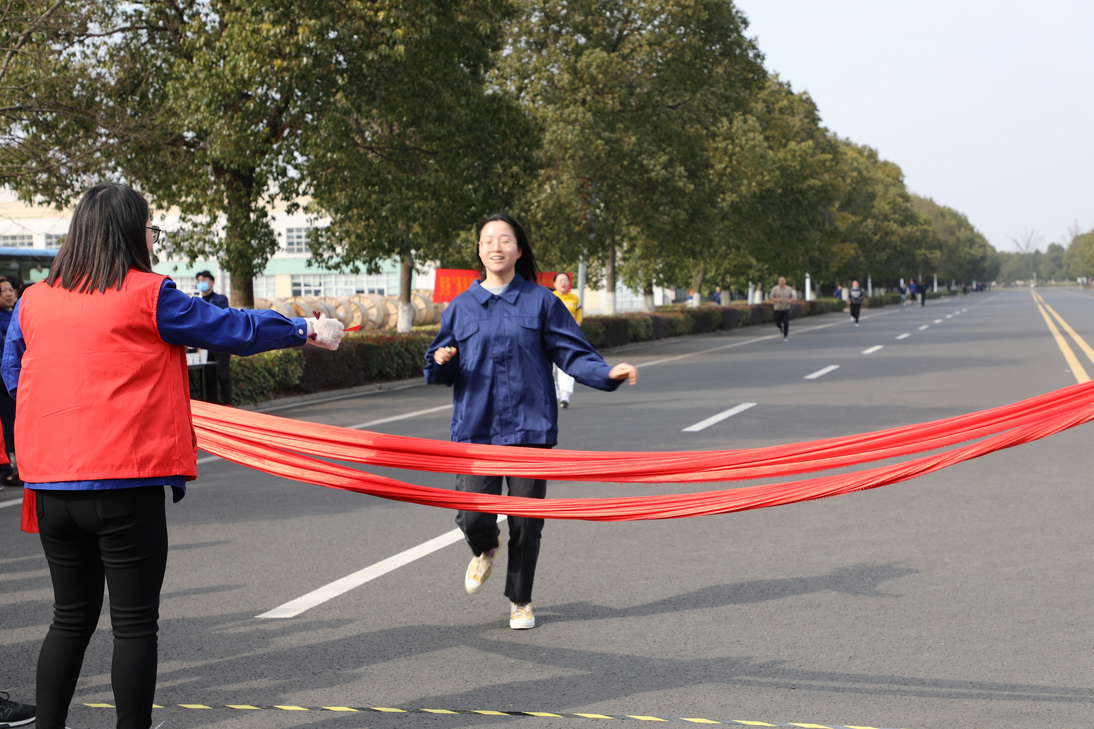 通鼎第十二屆冬季長(cháng)跑比賽圓滿(mǎn)結束——通鼎人，奔向希望的2021！