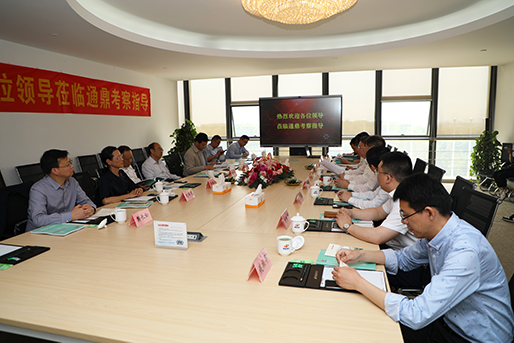 蘇州市人大常委會(huì )主任陳振一走訪(fǎng)通鼎集團