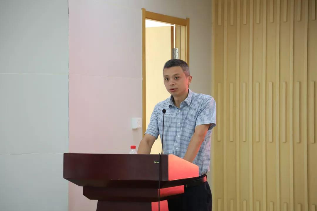 通鼎集團“聯(lián)心”志愿服務(wù)隊成立并授旗