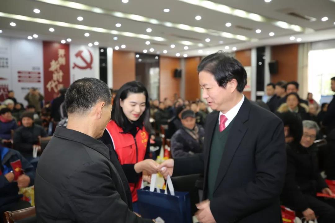 情暖江蘇：通鼎集團連續7年為愛(ài)啟航