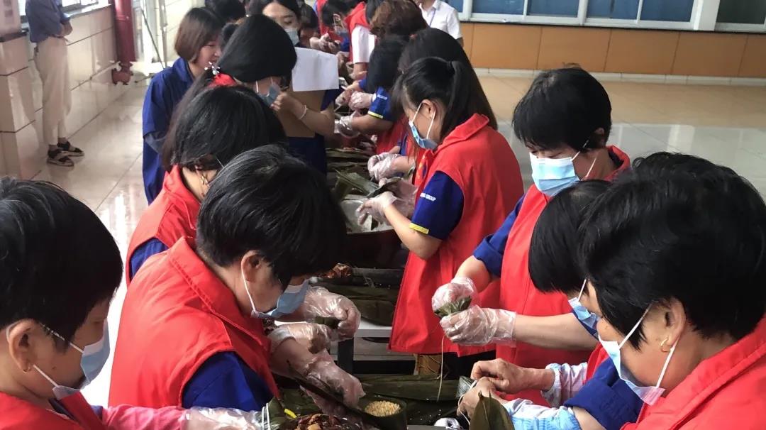 端午節“拍了拍你”并向你送來(lái)節日祝福