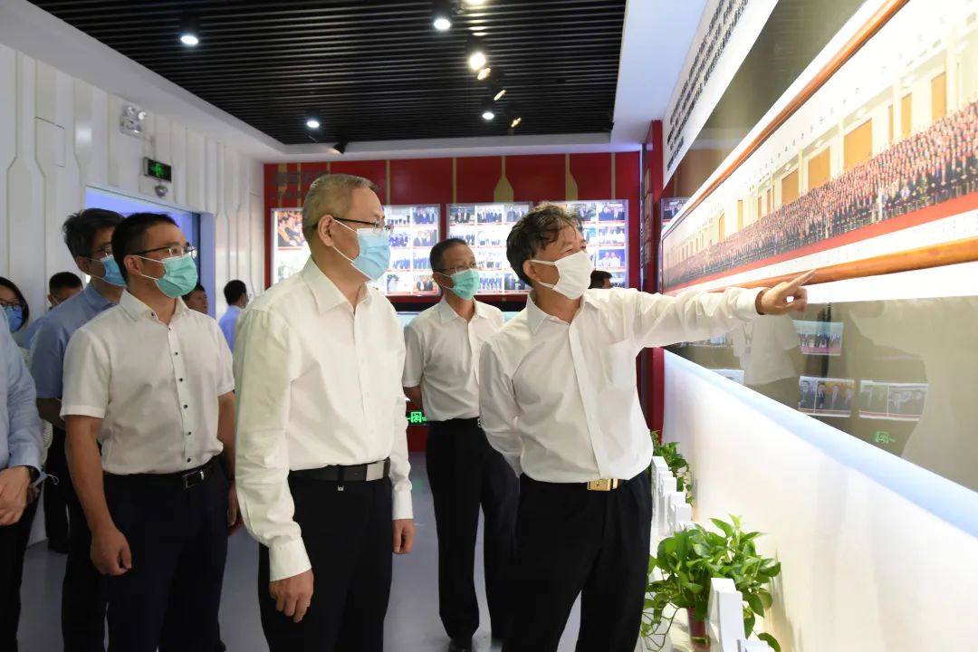 堅定信心謀求更高質(zhì)量發(fā)展｜市政協(xié)副主席周俊走訪(fǎng)調研通鼎集團
