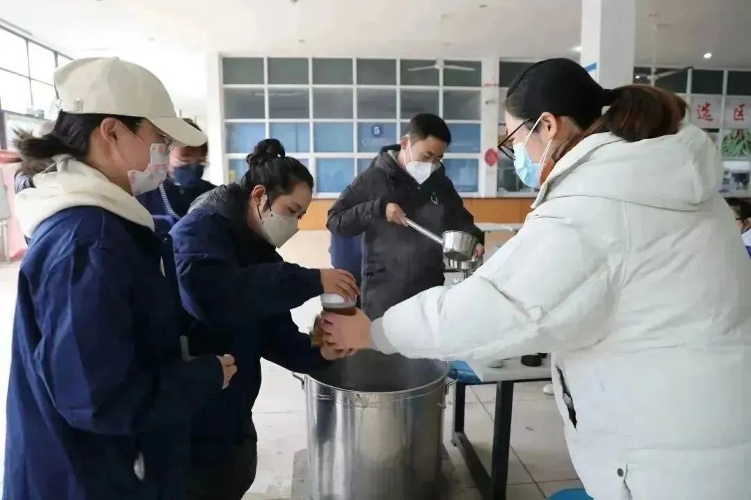 防疫有“方”丨通鼎發(fā)放免費防疫中藥湯包